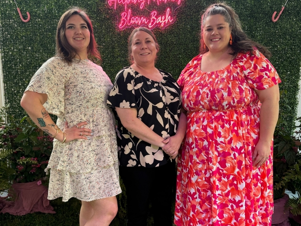 Helping Mamas Knoxville's Bloom Bash